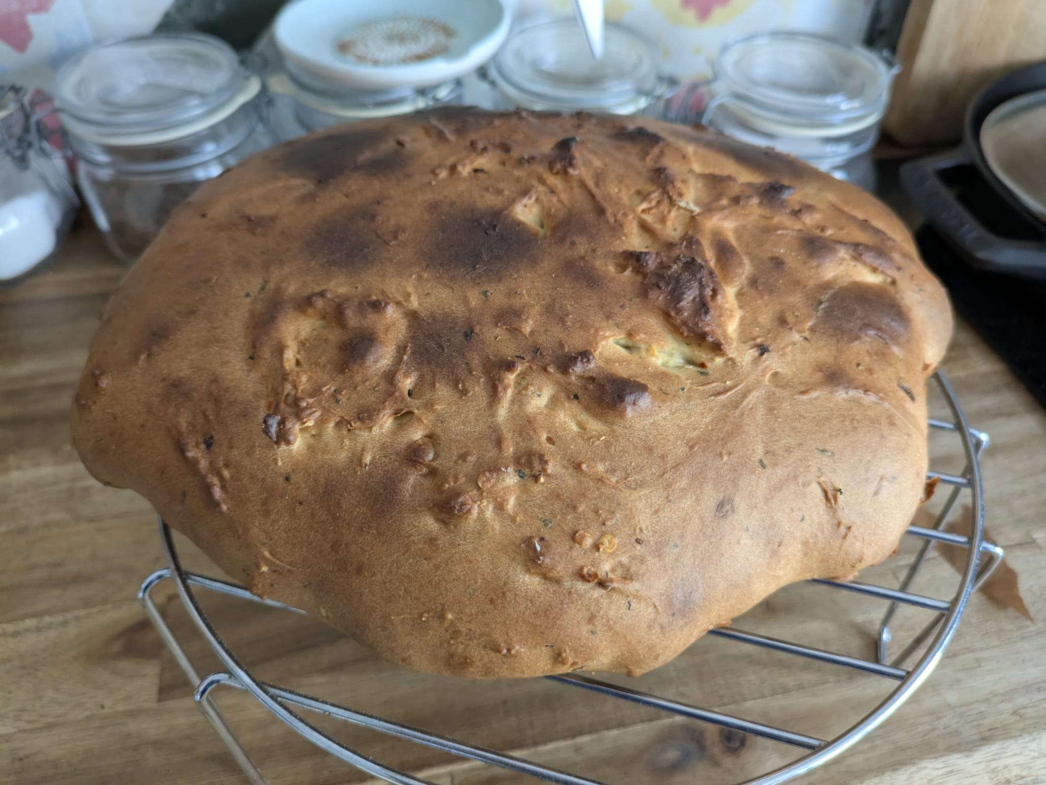 Kefir-Brot frisch aus dem Ofen